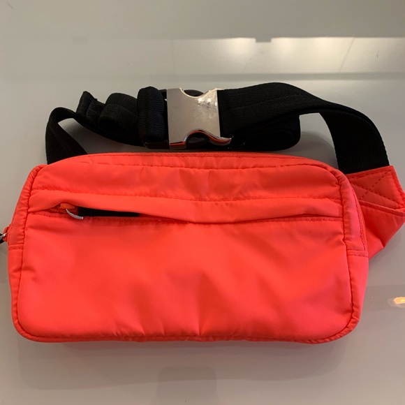 NEON ARITZIA cross body bag - Picture 1 of 3
